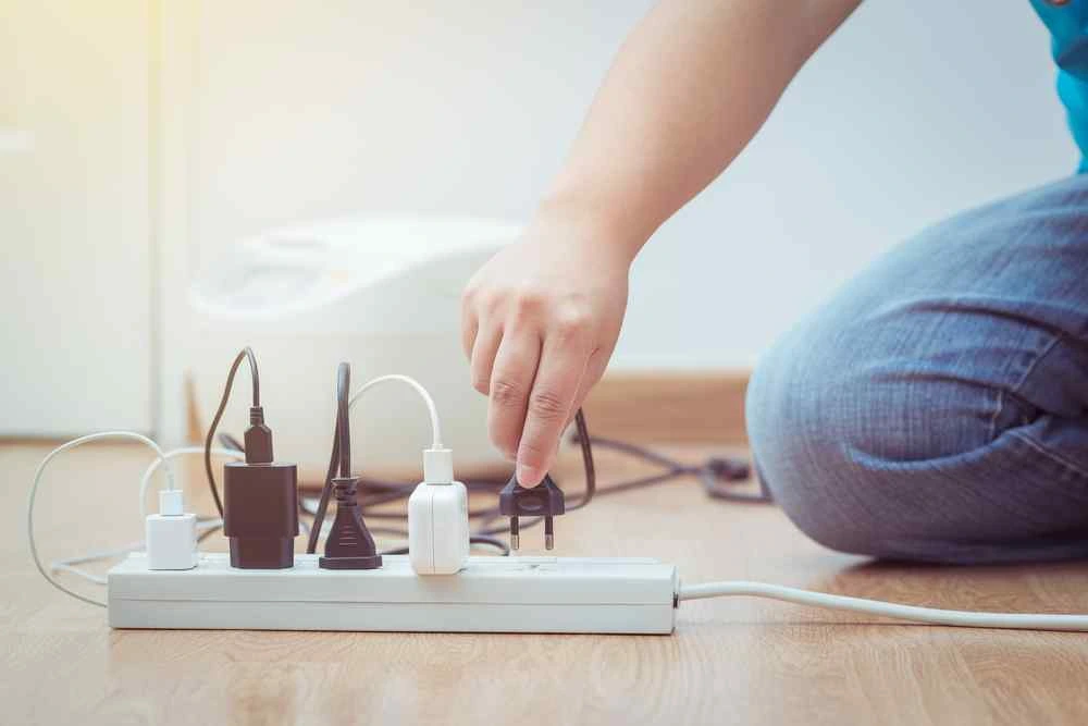 tips menghemat listrik di rumah